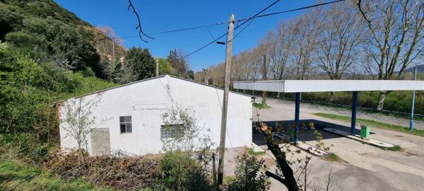 Immeuble  4 pièce(s) 220 m2