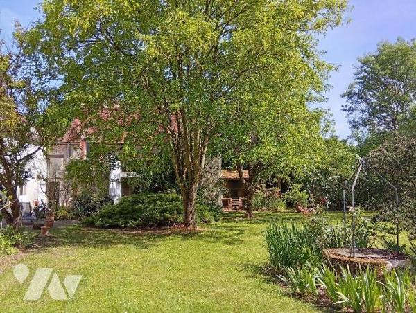 Propriété à vendre à Beaugency (45190) en Loiret (45)

À Beaugency, propriété à vendre d'une ...