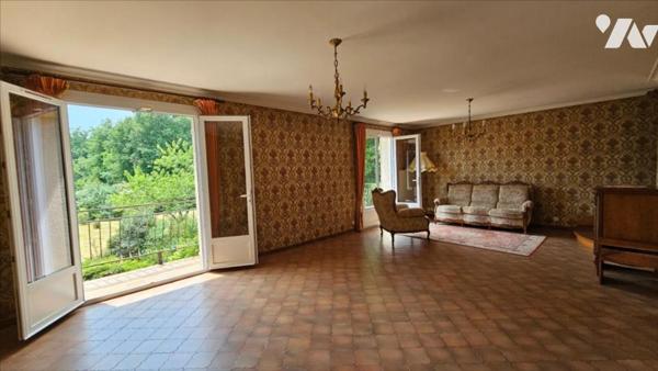 PEZOU MAISON 220m² sur 1ha 35a 64ca