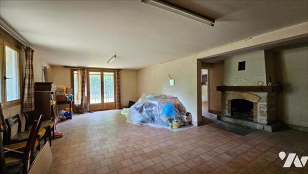 PEZOU MAISON 220m² sur 1ha 35a 64ca