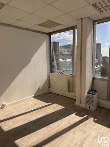 Bureaux à vendre 40 m² Évry