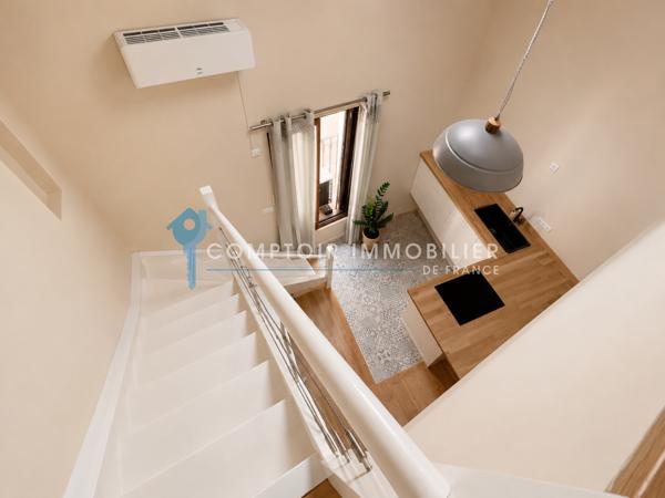 Maison de village
                                                                                                                                                                                                                                                                                                                        3 pièce(s)                                                                                                                                                                                                          1 chambre(s)                                                                                                                                                                                                          85  m²