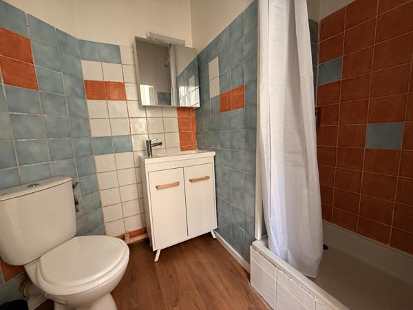APPARTEMENT MEUBLE AU CENTRE VILLE DE CARCASSONNE