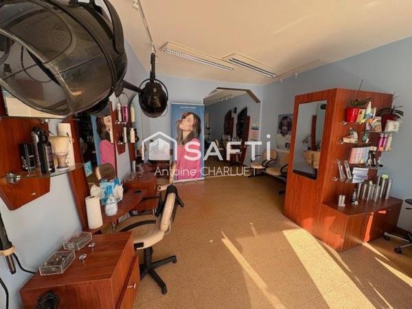 Local commercial + Appartement en plein coeur de ville