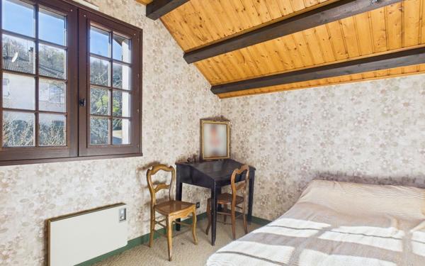 Maison à vendre    5 pièces •  Saint-Marcellin