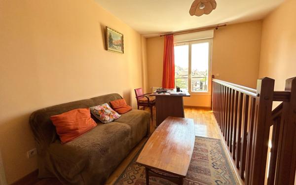 Maison à vendre    7 pièces • 153,59 m2 Maisons-Alfort