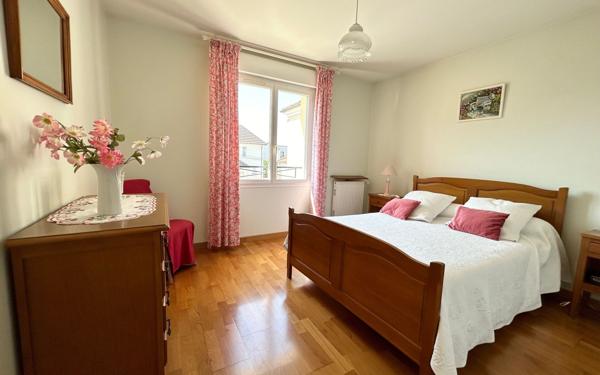 Maison à vendre    7 pièces • 153,59 m2 Maisons-Alfort