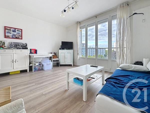 Appartement à vendre  3 pièces - 57 m 2   TROYES  - 10