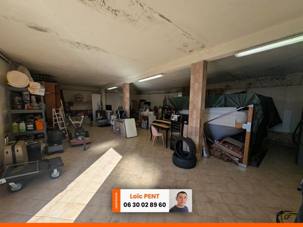 Maison à vendre d'environ 200m² habitable 7 pièces SAINT PRIEST LA PRUGNE (42830)