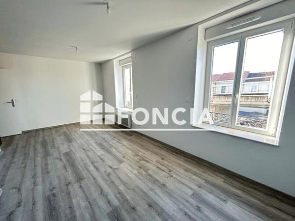 Location Studio 22 m² - 98 RUE VAYRINGE Nancy 54000