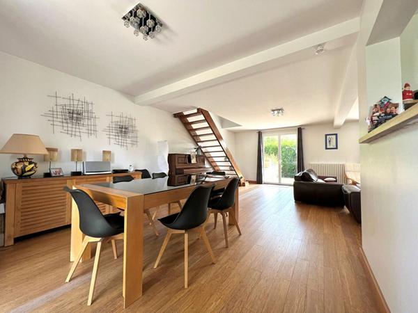 Maison à vendre    5 pièces •  Noiseau