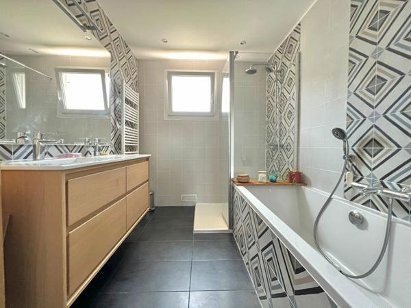 Maison à vendre    5 pièces •  Noiseau