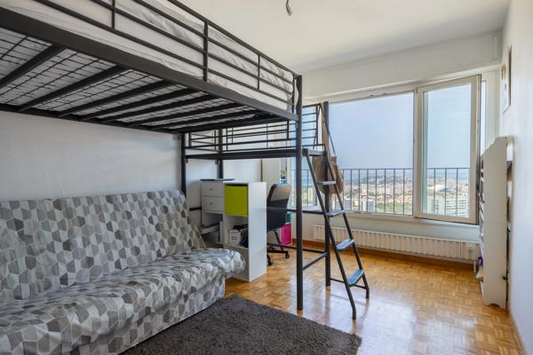 ***VISITE VIRTUELLE DISPONIBLE...SUPER ROUVIÈRE...MARSEILLE 9ᵉ...5 PIÈCES DE 96M²...VUE MER & CALANQUES...13EME ETAGE...TERRASSE & CAVE***