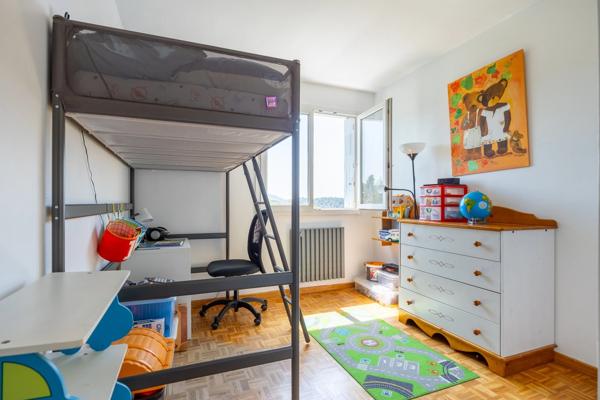 ***VISITE VIRTUELLE DISPONIBLE...SUPER ROUVIÈRE...MARSEILLE 9ᵉ...5 PIÈCES DE 96M²...VUE MER & CALANQUES...13EME ETAGE...TERRASSE & CAVE***