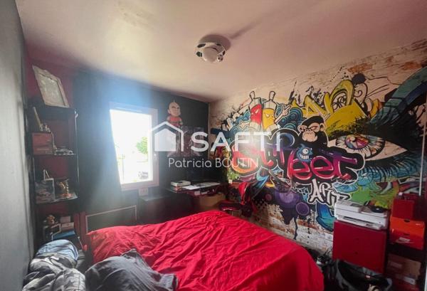 PAVILLON PLAIN PIED 3 CHAMBRES UN BUREAU ET GARAGE A LA CRECHE !