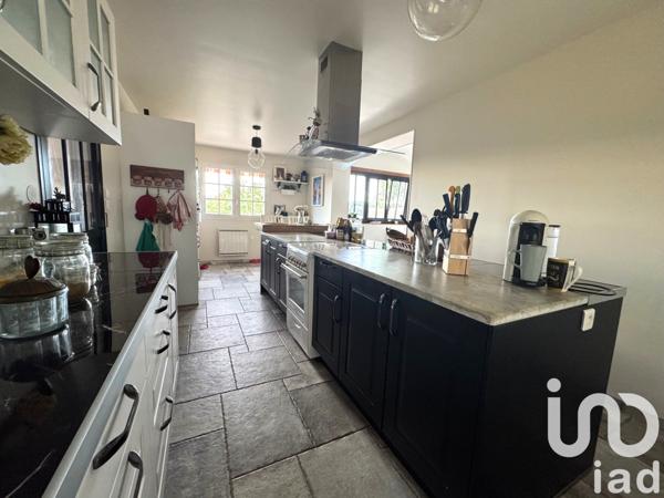 Maison à vendre 6 pièces 196 m² Évreux