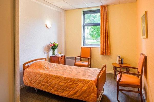 INVESTISSEMENT LOCATIF – ROMILLY-SUR-SEINE – Résidence Ehpad Domidep Louis Pasteur - 5.5 % de rentabilité