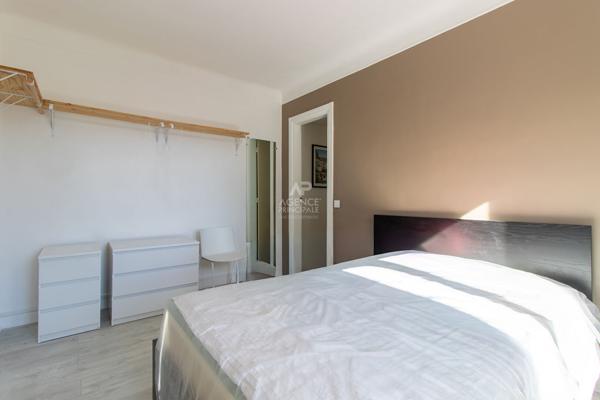 PARIS 18EME - EN EXCLUSIVITÉ - RUE DE LIVINGSTONE Loyer 1 750 €/mois charges comprises **  - Référence  6889-NG