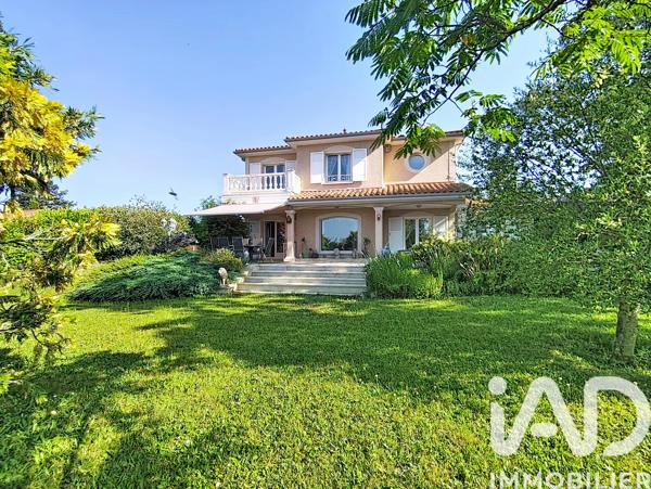 Maison à vendre 8 pièces 193,34 m² Grézieu-la-Varenne