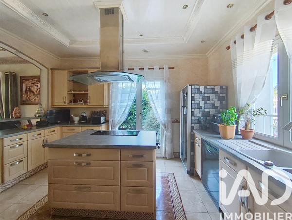 Maison à vendre 8 pièces 193,34 m² Grézieu-la-Varenne