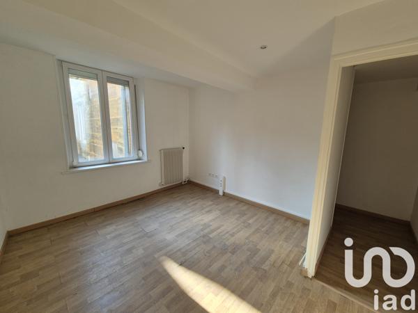 Immeuble à vendre 308 m² Sedan
