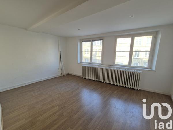 Immeuble à vendre 308 m² Sedan