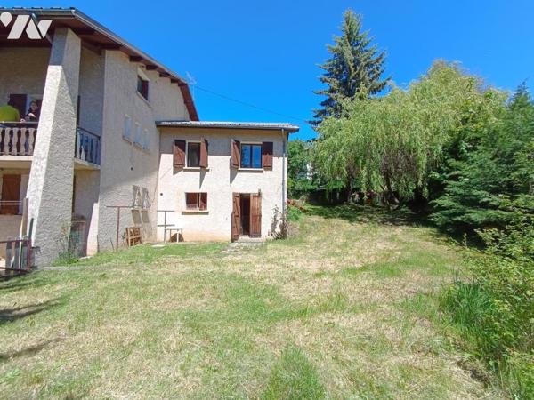 Vente Maison composée de 3 logements et 1 Espace Bureau à SEYNE