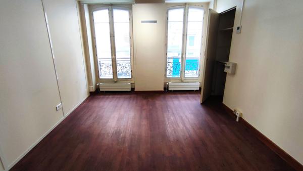 Local commercial Macon 390 m2