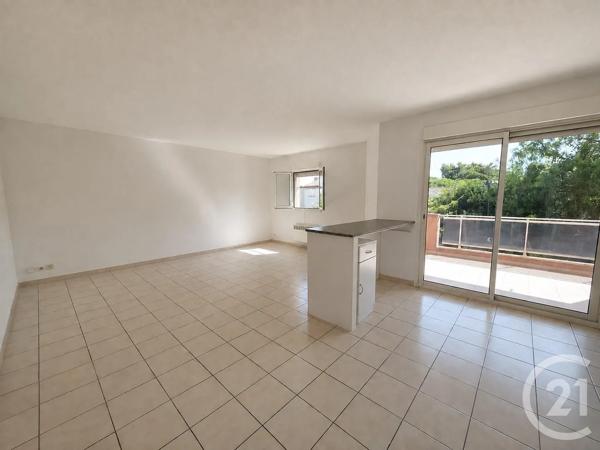 Appartement F3 à vendre  3 pièces - 68,48 m 2   STE MARIE LA MER  - 66