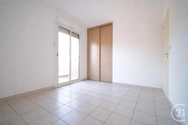 Appartement F3 à vendre  3 pièces - 68,48 m 2   STE MARIE LA MER  - 66
