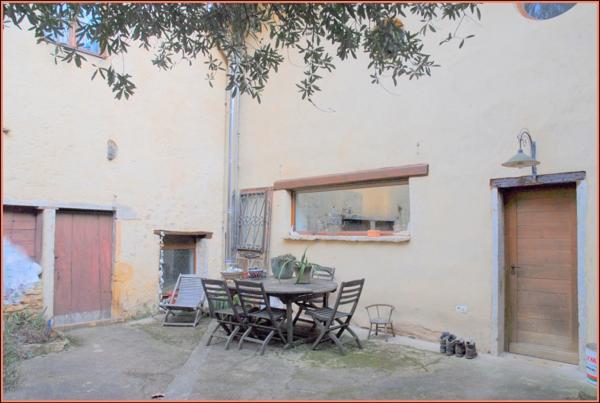 Maison à vendre 147m², jardin + dépendances CURIS AU MONT D'OR (69250)