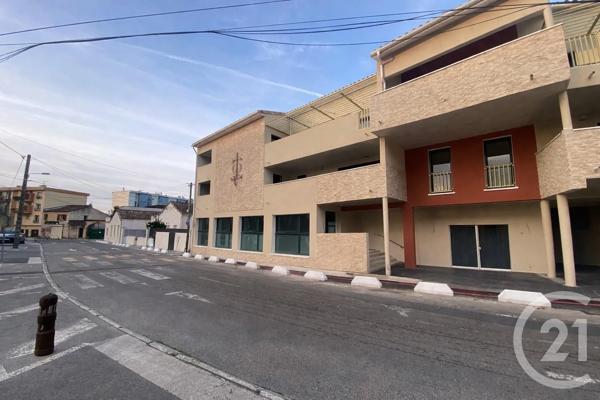 Appartement T3 à vendre  3 pièces - 68 m 2   LUNEL  - 34