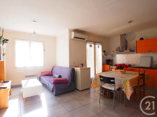 Appartement T3 à vendre  3 pièces - 68 m 2   LUNEL  - 34