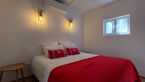 Maison Sete 7 pièce(s) 125 m2