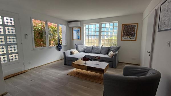 Maison Sete 7 pièce(s) 125 m2