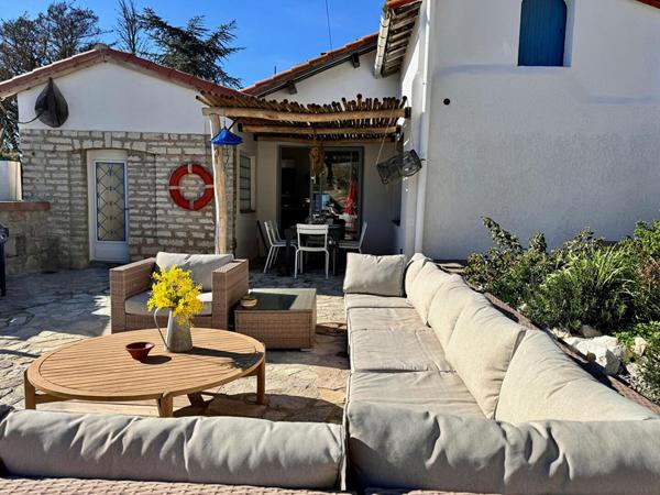 Maison Sete 7 pièce(s) 125 m2