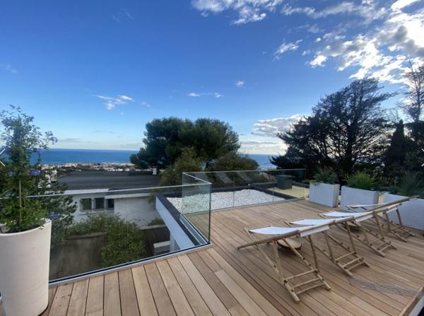 Maison Sete 7 pièce(s) 125 m2