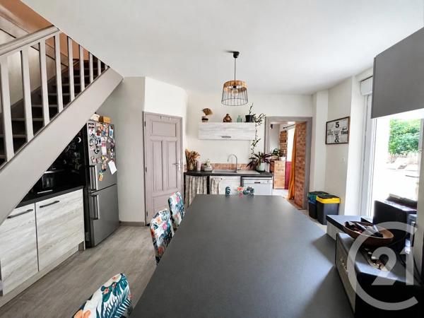 Maison à vendre  6 pièces - 122 m 2   CARMAUX  - 81