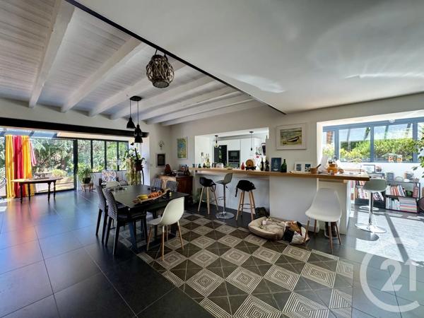 Maison à vendre  5 pièces - 195,80 m 2   AMELIE LES BAINS PALALDA  - 66