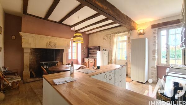 Maison à vendre 4 pièces 200 m² Cherves