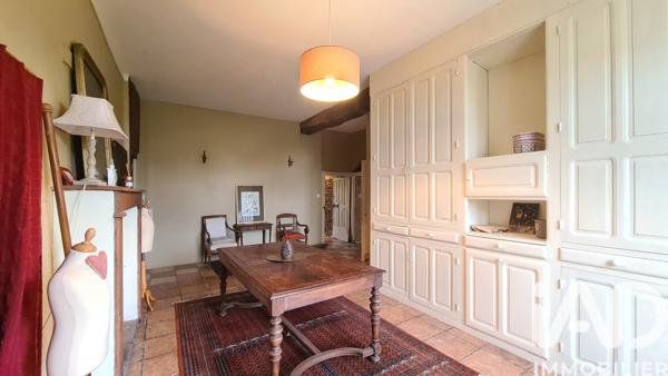 Maison à vendre 4 pièces 200 m² Cherves