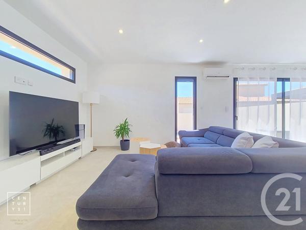 Maison à vendre  5 pièces - 109 m 2   PIA  - 66