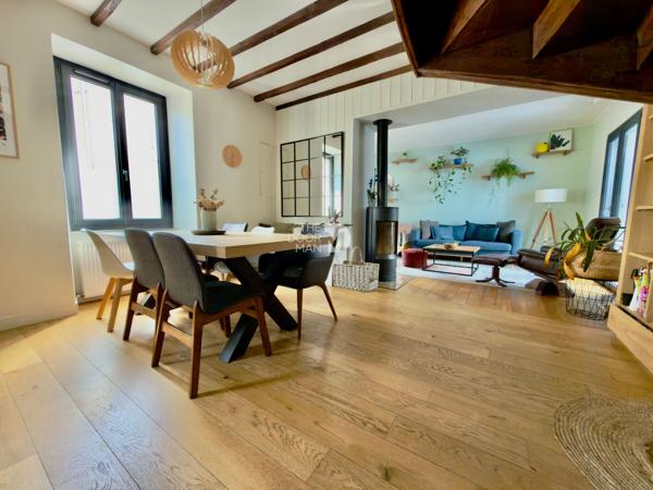 Maison - À vendre - 142 m² - LAVAL | The Door Man