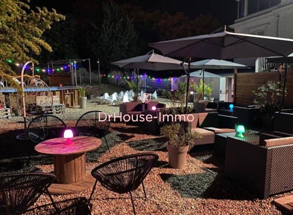 Immeuble à vendre 25 pièces de 1 000 m²