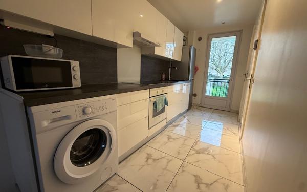 Immeuble à vendre    6 pièces • 121,90 m2 Villeparisis