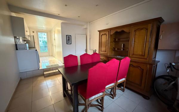 Immeuble à vendre    6 pièces • 121,90 m2 Villeparisis