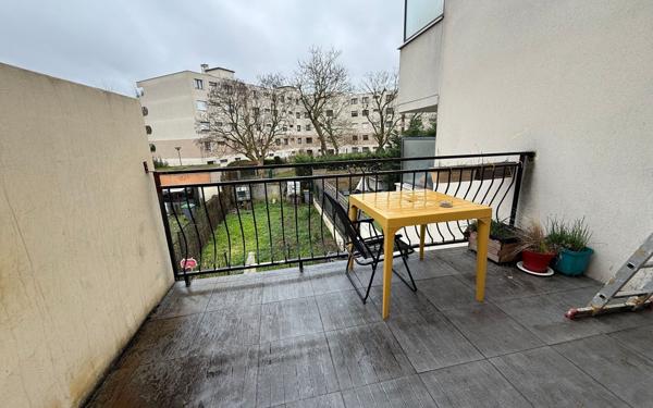 Immeuble à vendre    6 pièces • 121,90 m2 Villeparisis