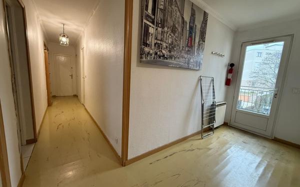 Immeuble à vendre    6 pièces • 121,90 m2 Villeparisis