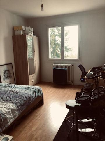 Appartement * 3 Pièces * 71 M² * 44000 Nantes * 805 * 45 * 850,  
Nantes 44000