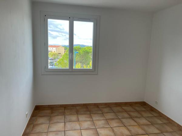 Appartement Manosque 3 pièce(s) 75 m2 chauffage inclus